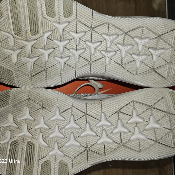 Nike Flex TR7 size 9 shoe - Picture 2 of 3